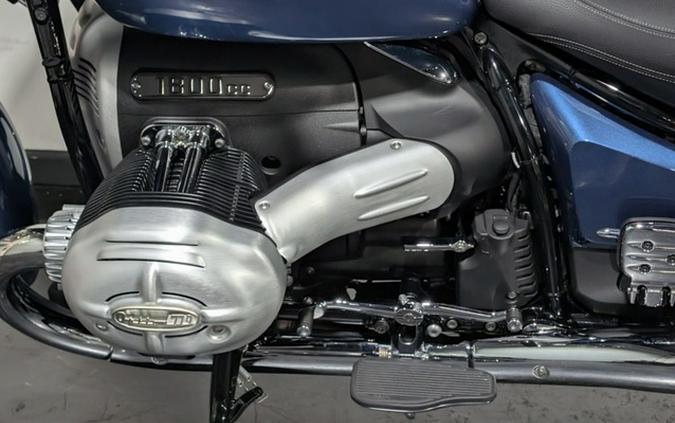 2023 BMW R 18 Transcontinental Gravity Blue Metallic