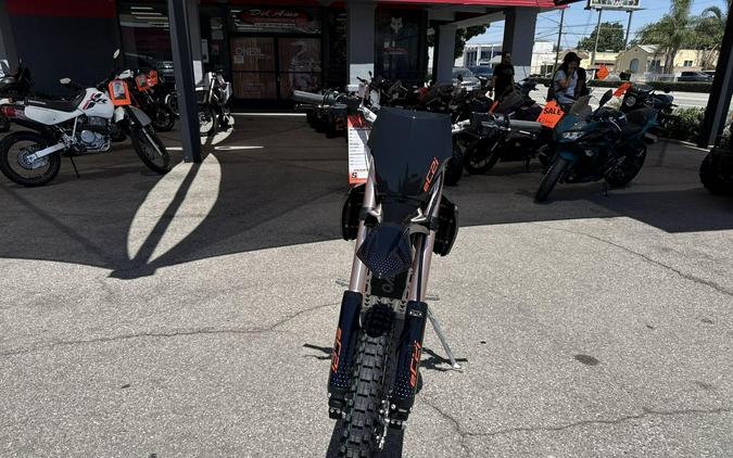 2026 Kayo EC2I
