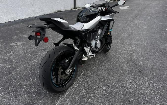 2025 CFMOTO 675SS