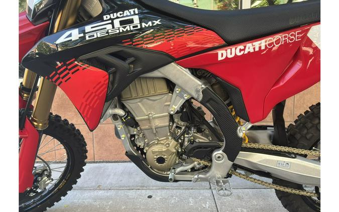 2026 Desmo450 MX Factory - Ducati