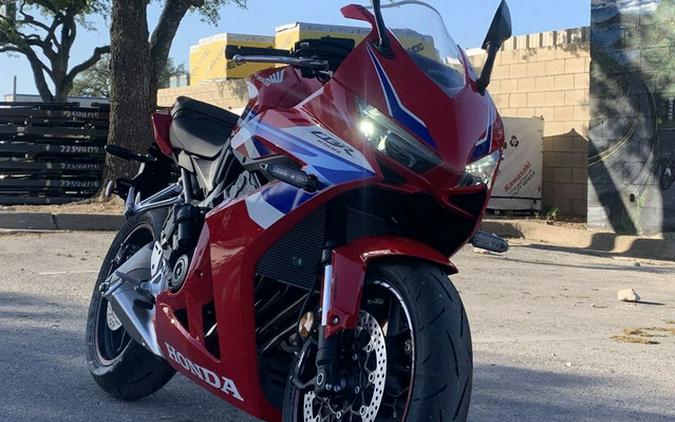 2026 Honda CBR650R E-Clutch