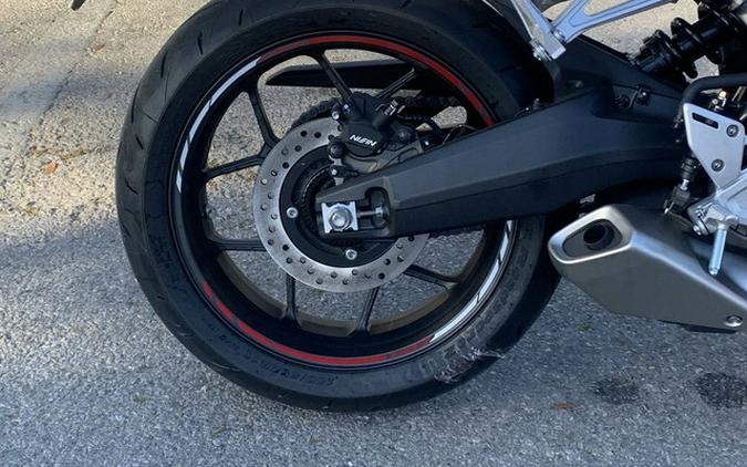 2026 Honda CBR650R E-Clutch