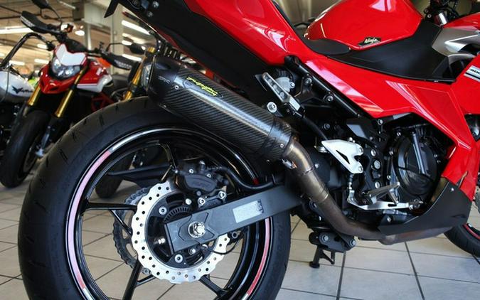 2021 Kawasaki Ninja 400 ABS Passion Red