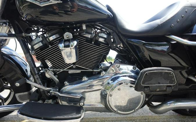 2019 Harley-Davidson Road King