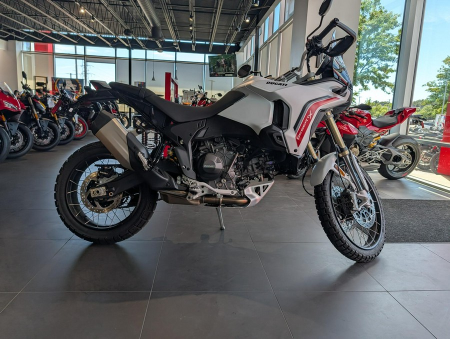 2026 Ducati DesertX V2
