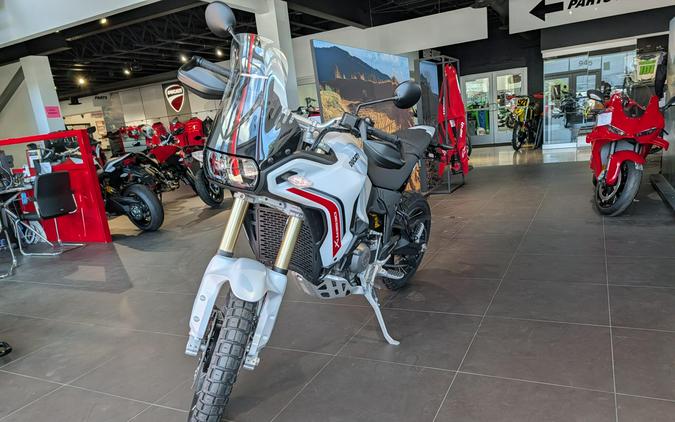 2026 Ducati DesertX V2