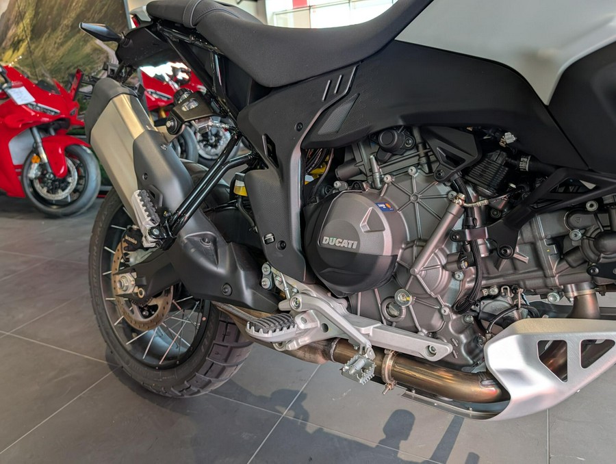 2026 Ducati DesertX V2