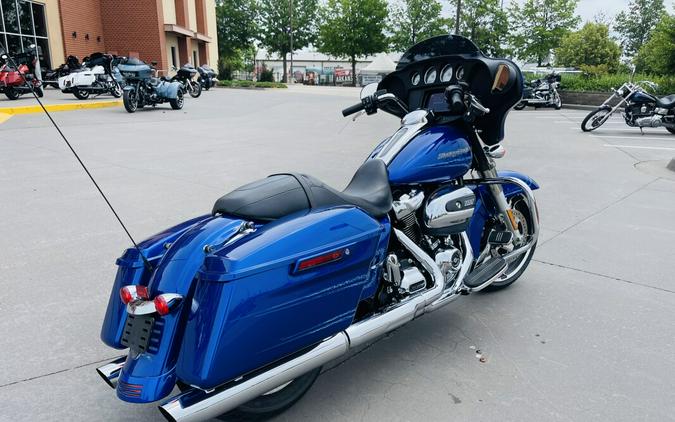 2019 Harley-Davidson Street Glide FLHX