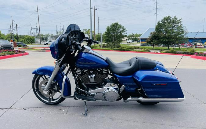 2019 Harley-Davidson Street Glide FLHX
