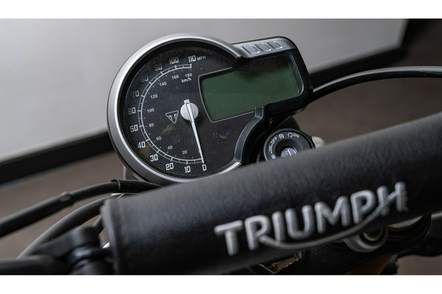 2025 Triumph Scrambler 400 X