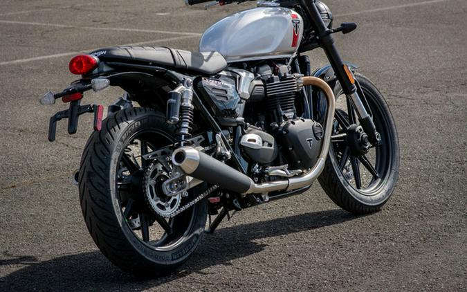 2025 Triumph Speed Twin 900 Aluminium SilverCarnival RedJet B