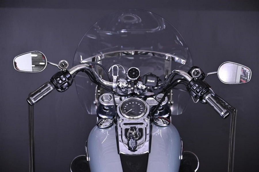 2014 Harley-Davidson® FLD - Dyna® Switchback™