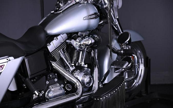 2014 Harley-Davidson® FLD - Dyna® Switchback™