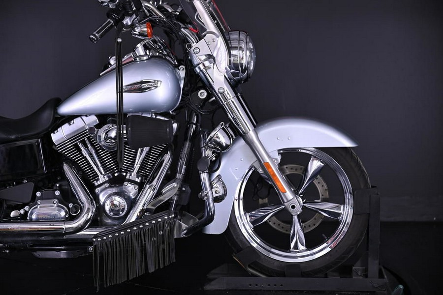 2014 Harley-Davidson® FLD - Dyna® Switchback™