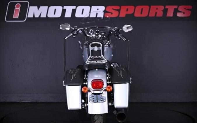 2014 Harley-Davidson® FLD - Dyna® Switchback™