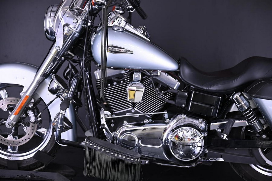 2014 Harley-Davidson® FLD - Dyna® Switchback™