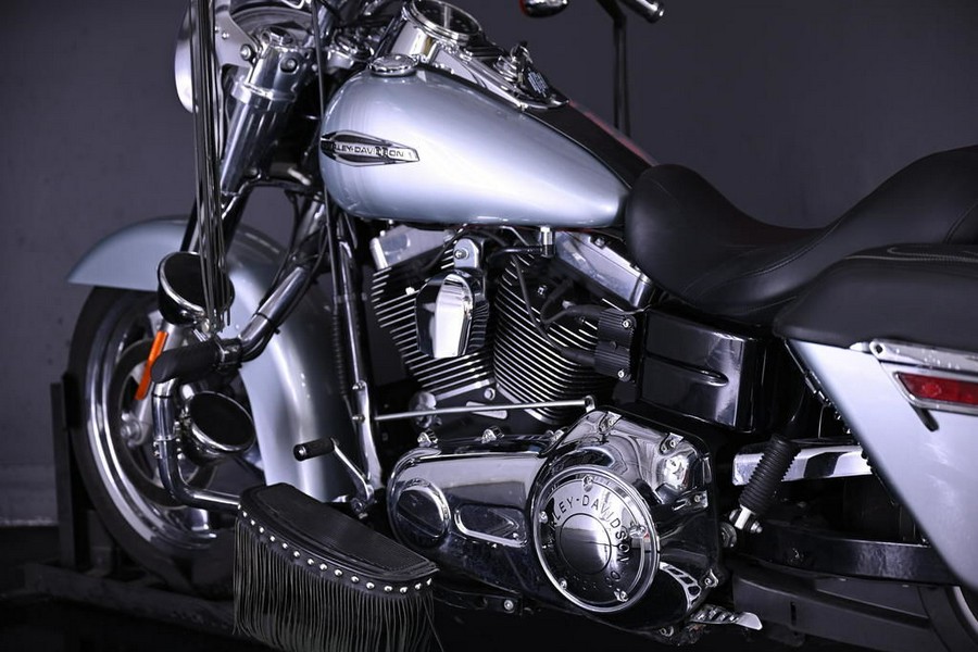 2014 Harley-Davidson® FLD - Dyna® Switchback™