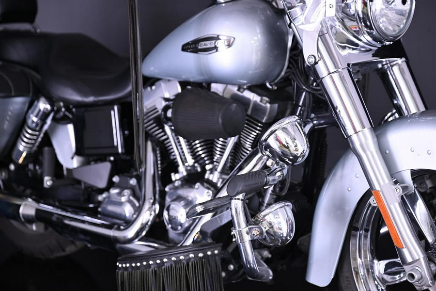 2014 Harley-Davidson® FLD - Dyna® Switchback™