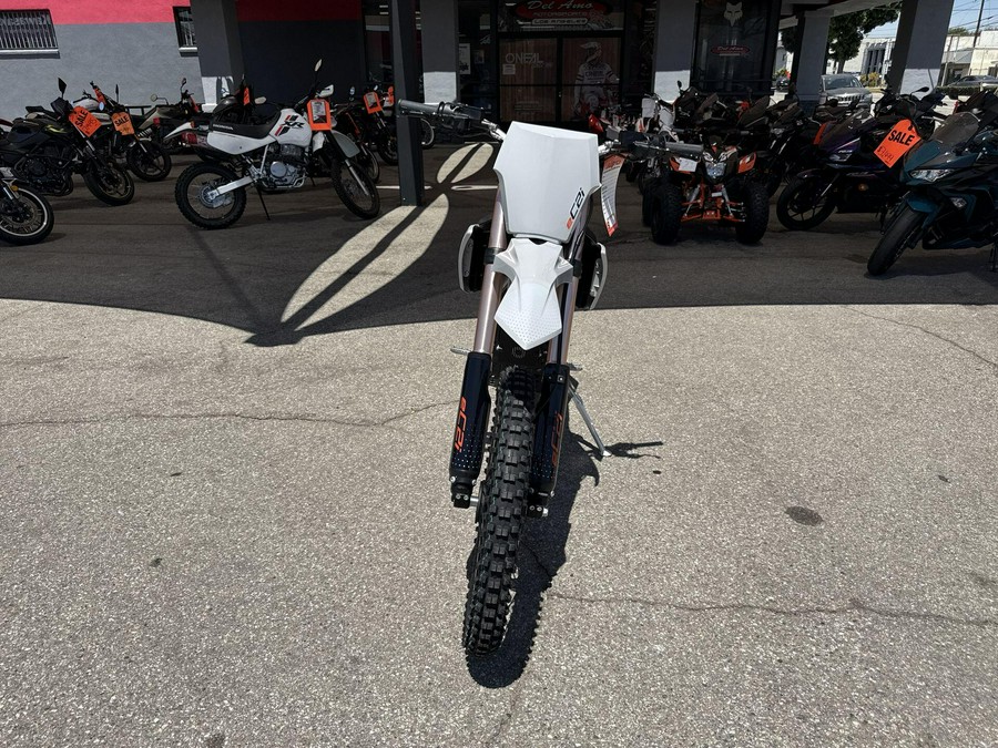 2026 Kayo EC2I