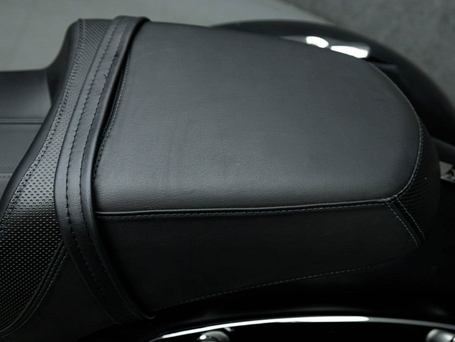 2017 INDIAN CHIEFTAIN DARK HORSE W/ABS