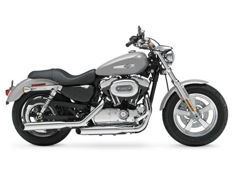 2011 Harley-Davidson® XL1200C - Sportster® 1200 Custom