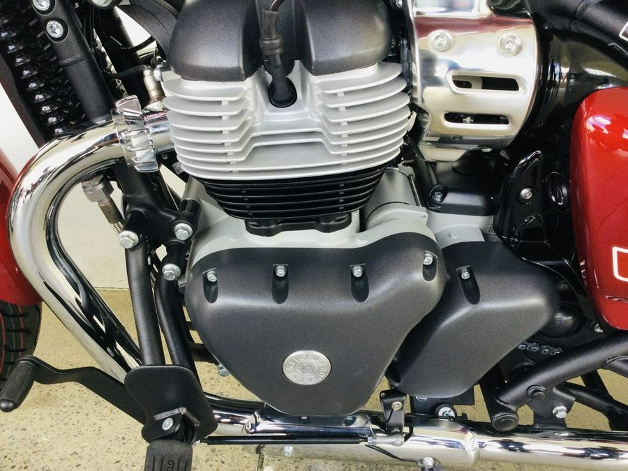 2024 Royal Enfield Super Meteor 650 Celestial Red