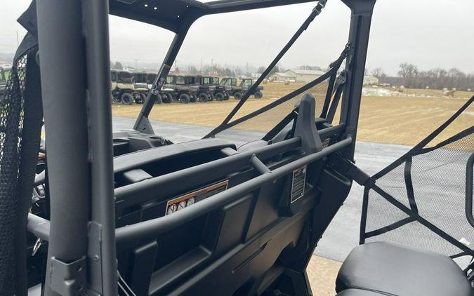 2026 Can-Am® Defender MAX DPS HD10