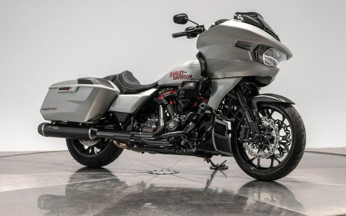 2025 HARLEY-DAVIDSON FLTRXSTSE CVO ROAD GLIDE ST in Mercury Silver