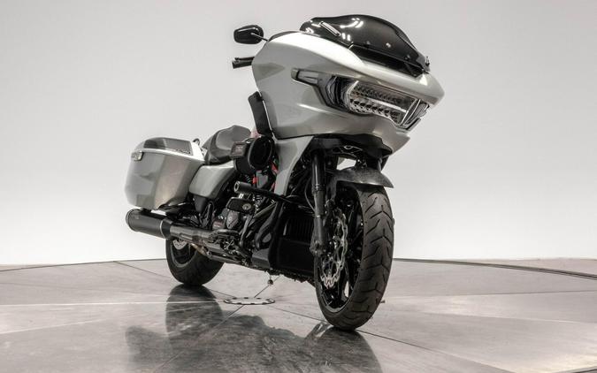 2025 HARLEY-DAVIDSON FLTRXSTSE CVO ROAD GLIDE ST in Mercury Silver