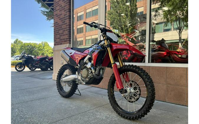 2026 Desmo450 MX Factory - Ducati