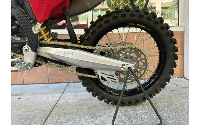 2026 Desmo450 MX Factory - Ducati