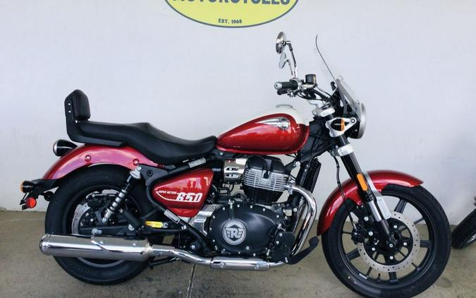 2024 Royal Enfield Super Meteor 650 Celestial Red