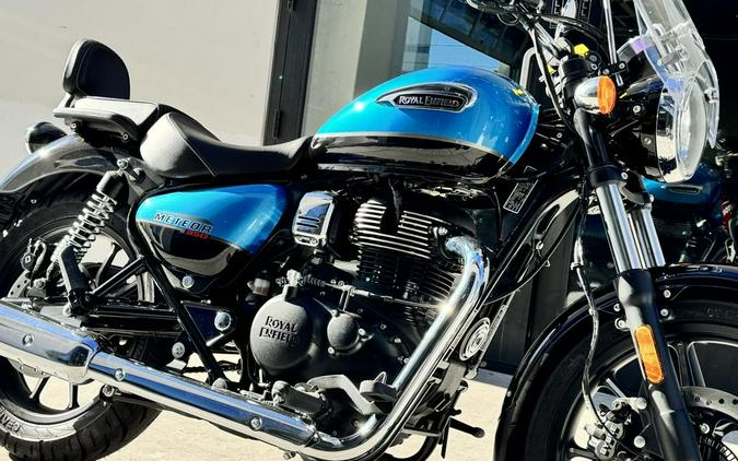 2023 Royal Enfield Meteor 350 Supernova Blue