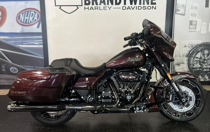 2024 Harley-Davidson CVO™ Street Glide® Copperhead FLHXSE