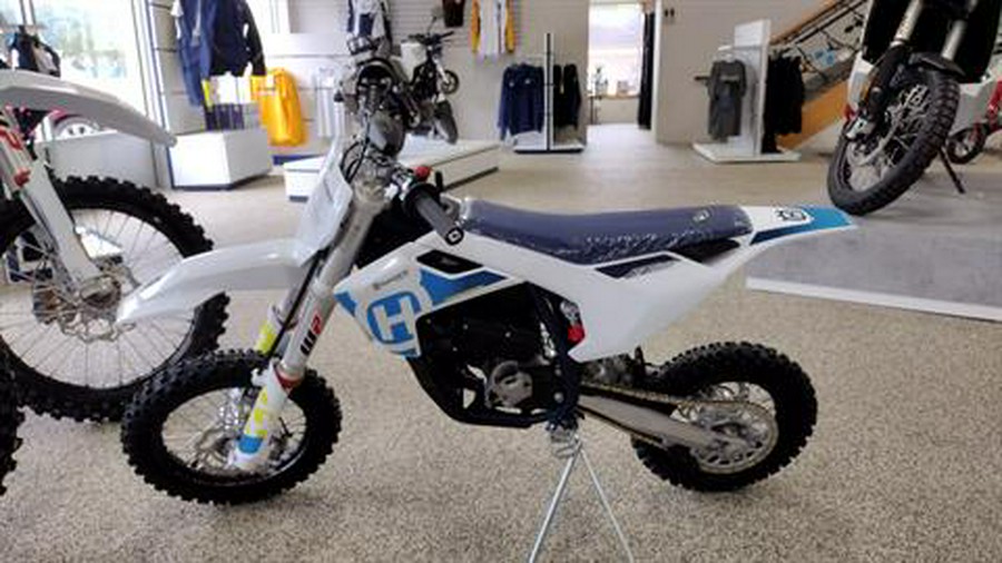 2024 Husqvarna EE 5