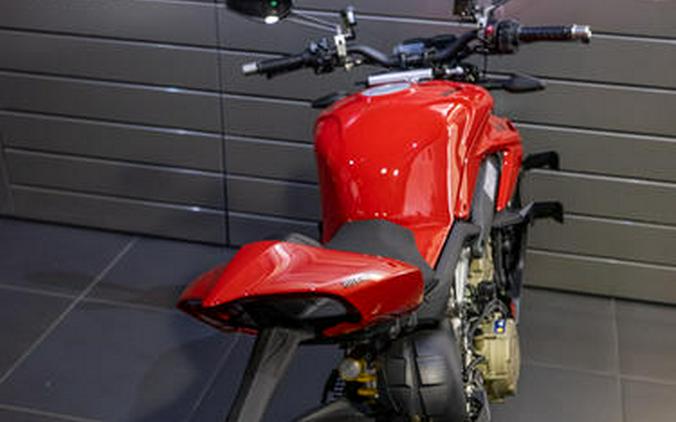 2024 Ducati Streetfighter V4 Red