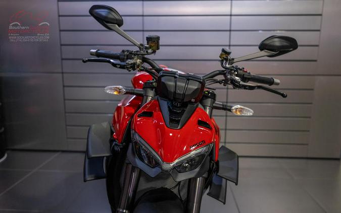 2024 Ducati Streetfighter V4 Red