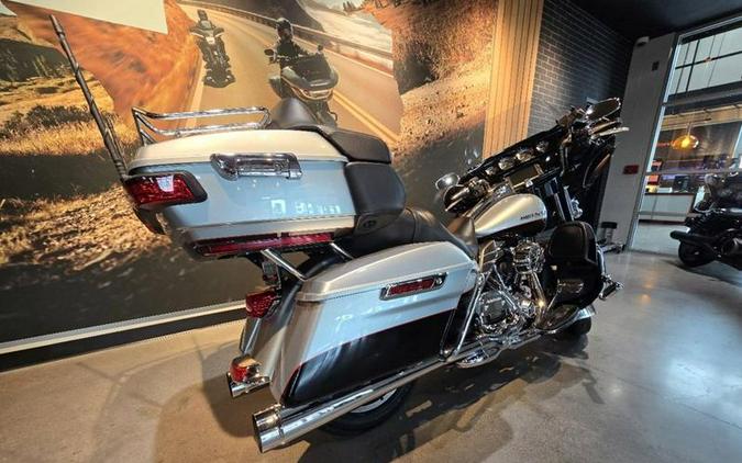 2015 Harley-Davidson® FLHTK - Ultra Limited