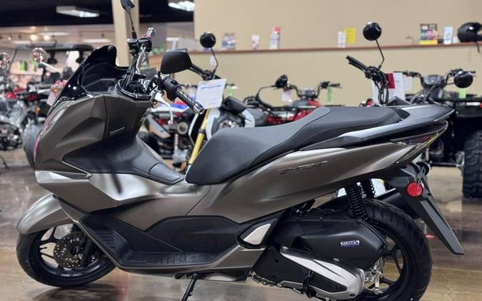 2024 Honda® PCX