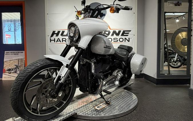 2021 Harley-Davidson Sport Glide® – Versatile Sport Touring