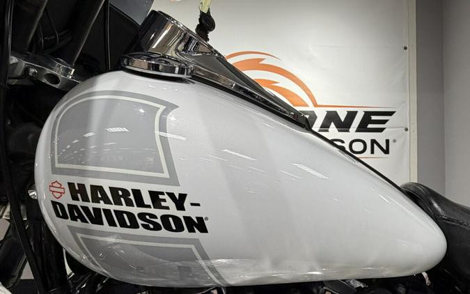 2021 Harley-Davidson Sport Glide® – Versatile Sport Touring