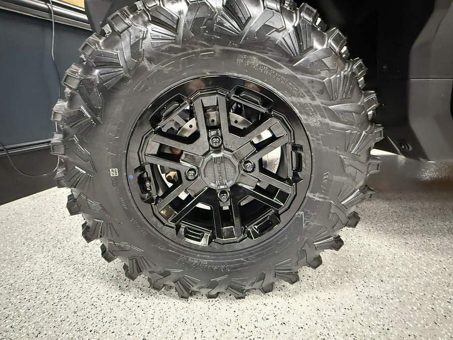 2026 Can-Am Defender MAX Limited HD11