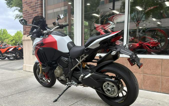 2025 Ducati Multistrada V4 RS