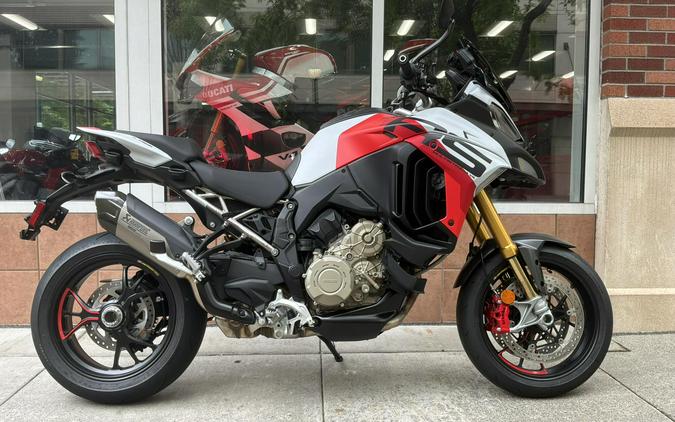 2025 Ducati Multistrada V4 RS