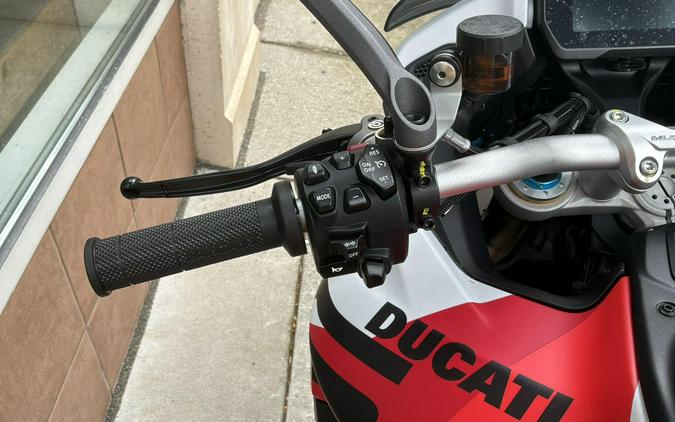 2025 Ducati Multistrada V4 RS