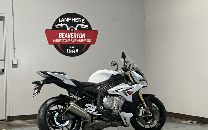 2016 BMW S 1000 R