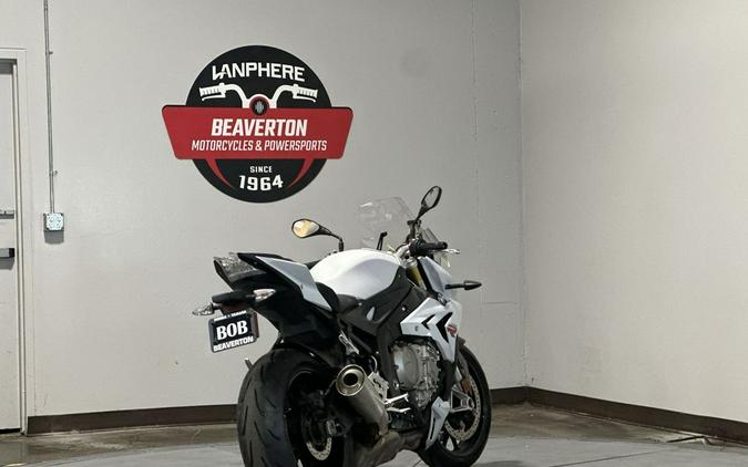 2016 BMW S 1000 R