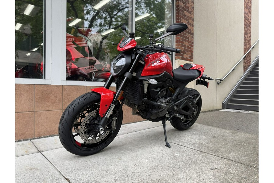 2026 Monster + - Ducati