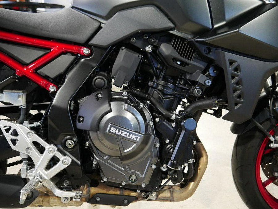 2025 Suzuki GSX-8S