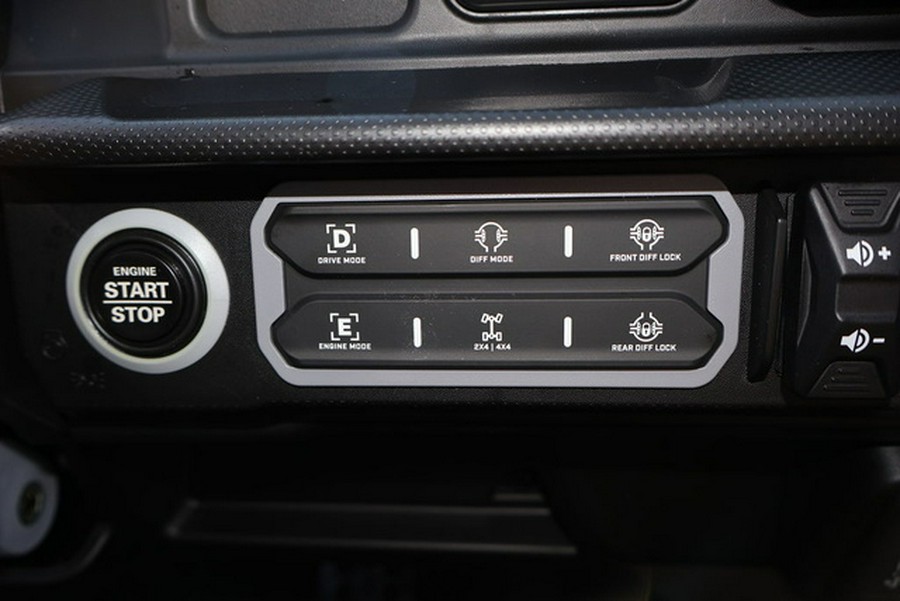 2026 Can-Am Defender MAX LONE STAR CAB HD11